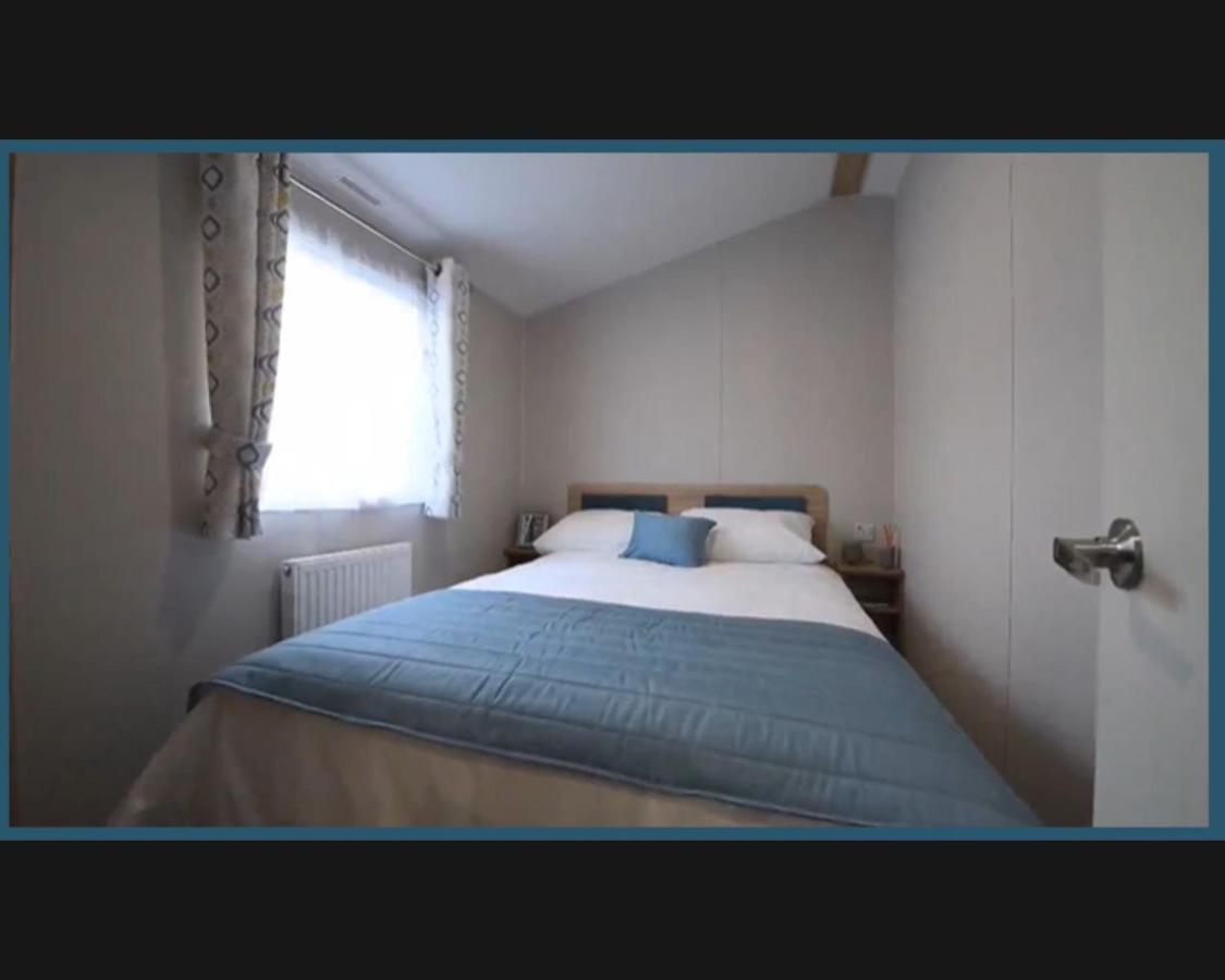 Exotic 3-Bed Caravan At Newquay Holiday Park Villa Exteriör bild