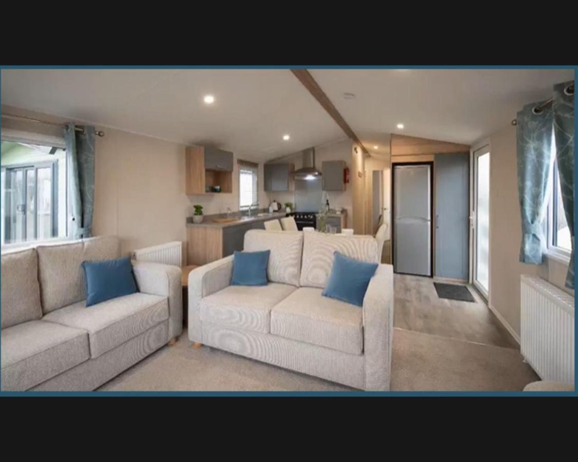 Exotic 3-Bed Caravan At Newquay Holiday Park Villa Exteriör bild