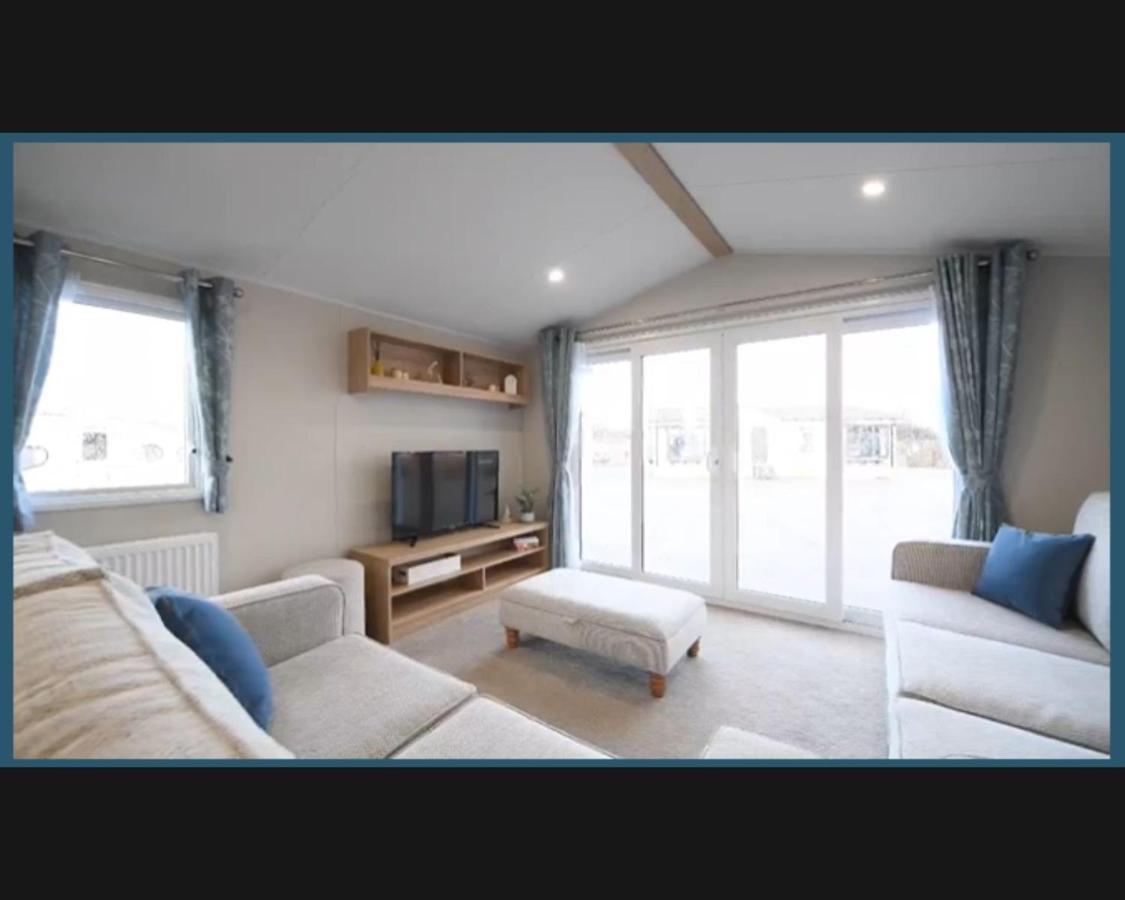 Exotic 3-Bed Caravan At Newquay Holiday Park Villa Exteriör bild