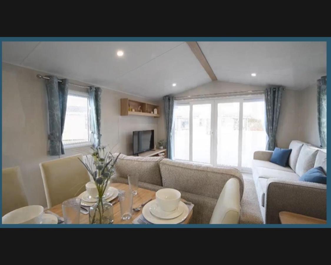 Exotic 3-Bed Caravan At Newquay Holiday Park Villa Exteriör bild