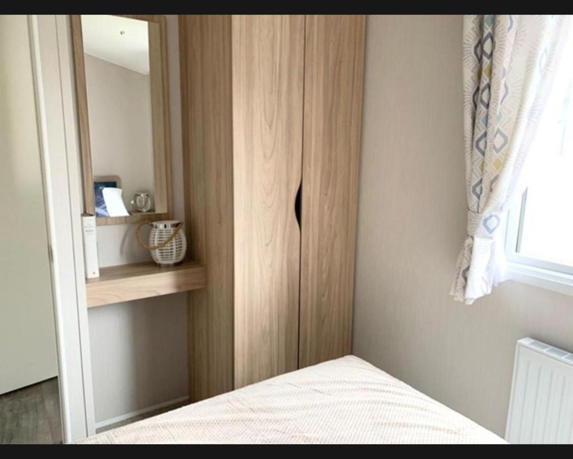 Exotic 3-Bed Caravan At Newquay Holiday Park Villa Exteriör bild