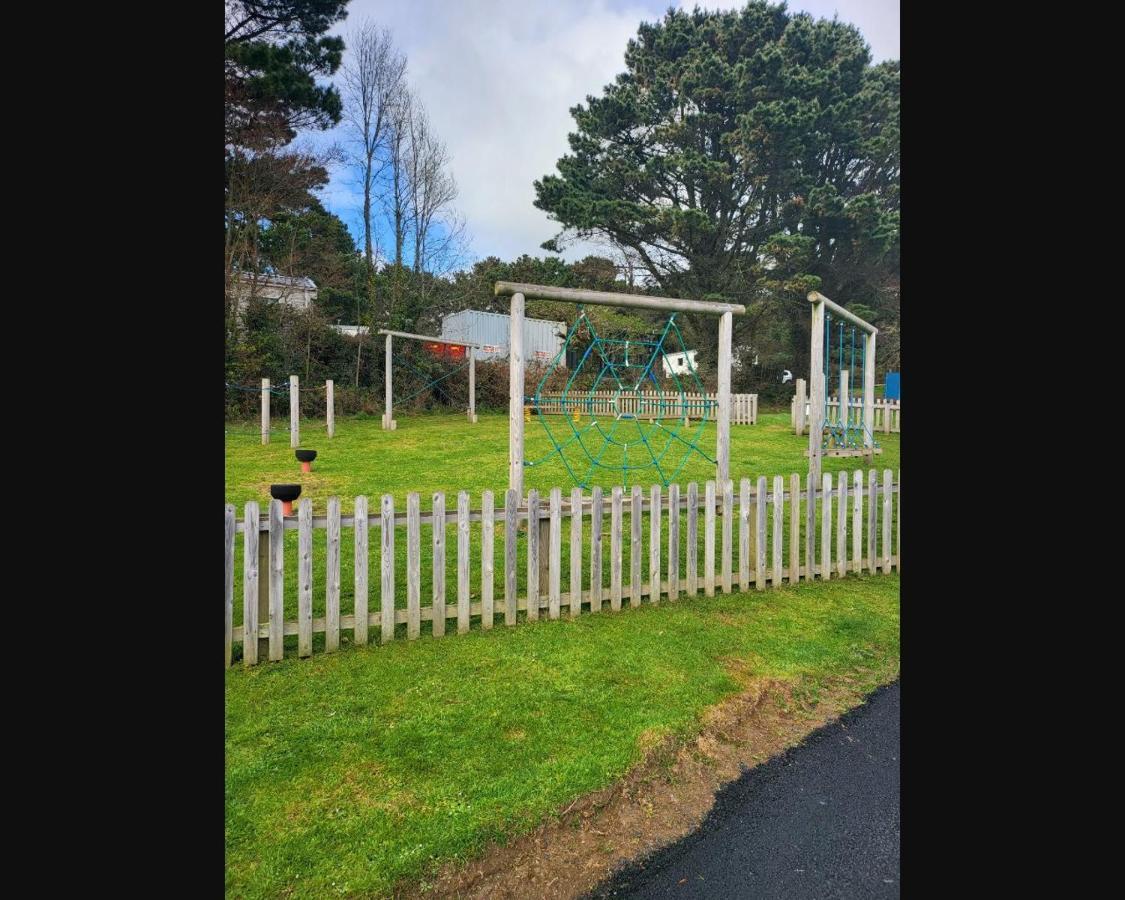 Exotic 3-Bed Caravan At Newquay Holiday Park Villa Exteriör bild